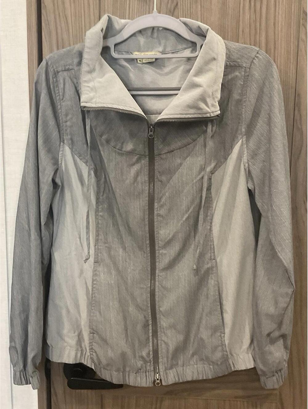 Royal Robbin’s Womens Elastic Waist/wrist ZIP Up Jacket Size M